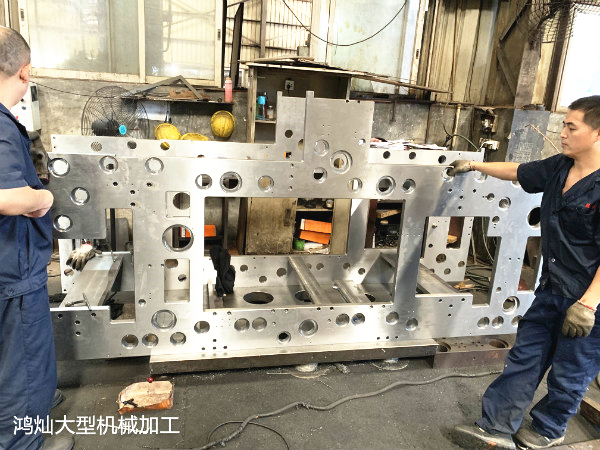 東莞大型機械加工過程中如何提高導(dǎo)軌運動性能？